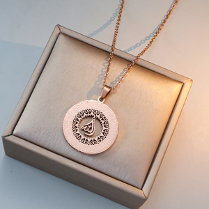 Collana Islamica in Oro 18K Anti-ossidazione, Ciondolo Ottagonale in Acciaio Inossidabile 316L con Scritta Araba, Gioiello Musulmano, Regalo per Eid Ramadan 2026 - Product Image 5