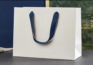 Custom Print Logo With Handle Closure Clothing Packaging Luxury <b>Gift</b> Perfume <b>Small</b> Paper Shopping Bag for Jewellery - Product Image 4