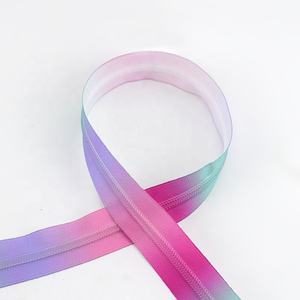 Meetee ZA146 sac accessoire de vêtement fermetures éclair décoratives <span class=keywords><strong>sans</strong></span> <span class=keywords><strong>curseur</strong></span> manteau vêtement bricolage réparation couture coloré 5 # <span class=keywords><strong>fermeture</strong></span> éclair en nylon - Product Image 4