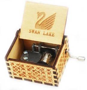 Caja Musical <span class=keywords><strong>de</strong></span> Madera Antigua Personalizada <span class=keywords><strong>de</strong></span> Lago <span class=keywords><strong>de</strong></span> los Cisnes para Regalo <span class=keywords><strong>de</strong></span> Cumpleaños <span class=keywords><strong>de</strong></span> Novia, Venta al por Mayor - Product Image 4