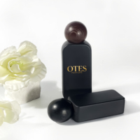 Fabricant de parfums, emballage cosmétique personnalisé de couleur noire, flacon de parfum vide avec atomiseur, flacon de parfum de luxe 30 ml 50 ml