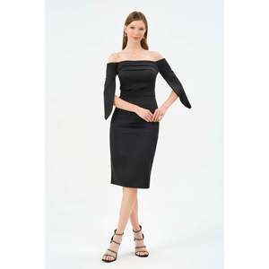 Haut décontracté noir à manches longues et col rond pour femme DANS, disponible en tailles 38-42, modèle 1559 - Product Image 3