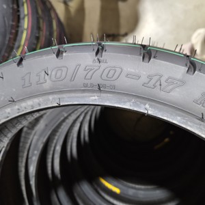 Nouveaux pneus de moto tout-terrain 12/<span class=keywords><strong>14</strong></span>/<span class=keywords><strong>16</strong></span>/17/18 pouces Tubeless anti-dérapant résistant à l'usure avec de grandes dents de fleur en caoutchouc - Product Image 3