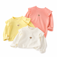 T-shirt à manches longues pour filles, en tissu doux et chaud, motif cœur, bordure en dentelle, haut décontracté mignon pour l'automne