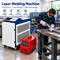 Machine de soudage au laser à fibre portative 3000W, refroidie par eau, 4 en 1, avec soudage oscillant pour l'acier inoxydable et l'aluminium