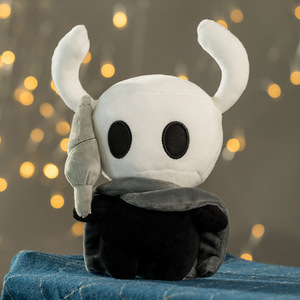 Peluche Morbido <span class=keywords><strong>Hollow</strong></span> <span class=keywords><strong>Knight</strong></span>, Giocattoli di Peluche <span class=keywords><strong>Hollow</strong></span> <span class=keywords><strong>Knight</strong></span>, Bambole di Peluche Ghost, Hornet il Cavaliere, Giocattoli per Bambini, Regalo di Pasqua - Product Image 1