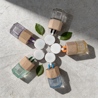 Bouteille vide en verre hexagonal de 8 ml avec bouchon en bois pour diffuseur de parfum de voiture, diffuseur à bâtonnets, rechargeable, en stock