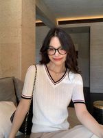 T-shirt en tricot torsadé à col en V pour femme, coupe ajustée, manches courtes, style preppy décontracté, haut d'été en maille color block
