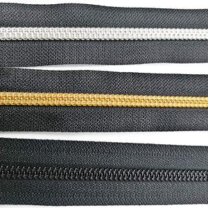 <span class=keywords><strong>Fermeture</strong></span> éclair en nylon de curseur en métal lisse renforcé résistant d'usine pour les sacs de voyage d'équipement extérieur de bagage de vêtements de travail - Product Image 4