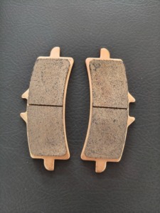 Plaquettes de frein avant semi-métalliques en céramique frittée M447HH pour Ducati <span class=keywords><strong>1299</strong></span> <span class=keywords><strong>V4</strong></span> Brembo 50S étriers - Product Image 5