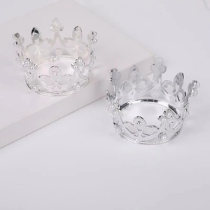 En plastique Mini <span class=keywords><strong>Couronne</strong></span> Gâteau Perle Diadème Princesse Topper Enfants Ornement De Cheveux Pour La Décoration De Fête D'anniversaire De Mariage - Product Image 2