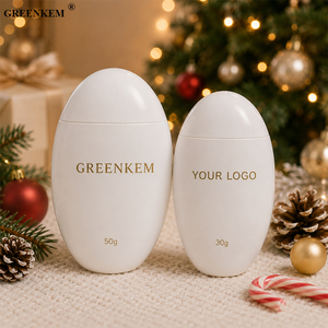 Coffret Cadeau Luxe Personnalisé pour Soins des Mains : Crème pour les Mains, Huile pour Cuticules, Ruban en Soie, Sac Cadeau en Papier, Kit de Manucure – Idéal pour Noël - Product Image 3