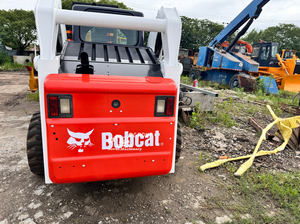 Minicargador <span class=keywords><strong>Bobcat</strong></span> S300 Usado, Cargador de Dirección Deslizante con Capacidad de 1.3 Toneladas, Cargador de Ruedas para Uso Agrícola - Product Image 6