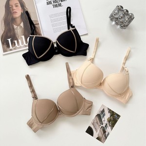 Reggiseno Push-up Donna Senza Ferretto, Liscio e Morbido, Senza Cuciture, Effetto Modellante, Comfort Quotidiano, Intimo Femminile - Product Image 1