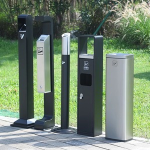 <span class=keywords><strong>Cendrier</strong></span> d'<span class=keywords><strong>extérieur</strong></span> en acier inoxydable du fabricant pour les poubelles de la zone fumeur verticale. - Product Image 1