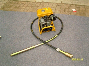 YF vibratore calcestruzzo Poker motore benzina tipo giapponese - Product Image 4