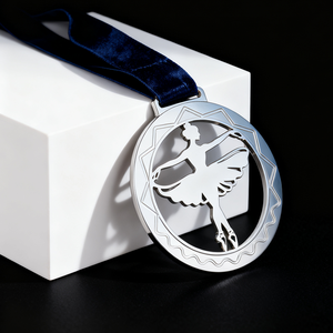 <span class=keywords><strong>Ballerine</strong></span> élégante personnalisée design en alliage de zinc médaille de ballet évidée médailles de ballet de sport plaqué argent souvenir pour événements de danse - Product Image 2