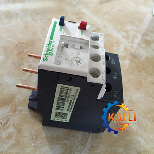 Schneider LXM32MD30N4 Thermal Overload <b>Relay</b> 2-4A 250V AC Electromechanical Protection <b>Relay</b> - Product Image 3
