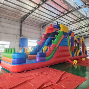 Parcours de défi gonflable interactif en PVC de 0,55 mm, style bloc, pour <span class=keywords><strong>location</strong></span> de jeux d'extérieur - Product Image 1