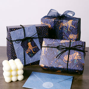 Rollo de papel de regalo de embalaje personalizado de lujo 43*300cm de 80g de papel revestido al por mayor - Product Image 5