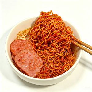 บะหมี่ราเม็งสไตล์เกาหลีรสเผ็ดแบบฮาลาล ขายส่ง <span class=keywords><strong>ซื้อ</strong></span>จำนวนมาก MOQ ต่ำ พร้อมรับประทาน บรรจุภัณฑ์ตามสั่ง - Product Image 3