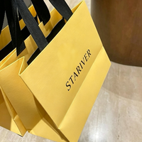 Sac cadeau en papier mat jaune chaud avec poignée en ruban noir, logo imprimé personnalisé, sac de shopping de luxe pour boutique
