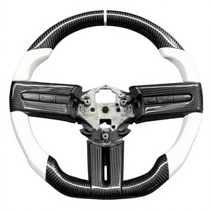 Volant personnalisé en fibre de carbone véritable pour Ford <span class=keywords><strong>Mustang</strong></span> <span class=keywords><strong>GT</strong></span> <span class=keywords><strong>2006</strong></span> 2007 2008 2009 S197 4.6L <span class=keywords><strong>V8</strong></span>, amélioration de l'intérieur - Product Image 1