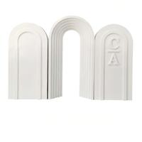 Arche de mariage moderne en métal avec support de toile de fond à design multi-niveaux pour banquets, fêtes, cabines photo et décorations événementielles