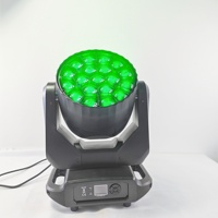 Luz de escenario LED de gran venta, luz de cabeza móvil con efecto ojo de abeja, mezcla de colores, 19x20W, luz de haz con zoom y efecto wash, lente giratoria de 4-50 grados