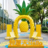 Sculpture interactive personnalisée en fibre de verre sur le thème des fruits d'été (ananas, citron) pour centre commercial, décoration de place publique