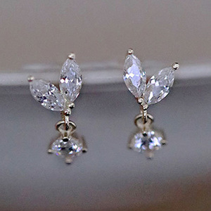 Elegant Leaf Bud Stud Earrings Minimal Zircon Accent Women Fashion Jewelry Chic Daily Wear Gift - Product Image 1