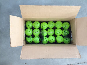 Standard 40 Hole Neon Green Outdoor Professional Oem 40 Hole Injection <b>Ball</b> <b>Pickleball</b> <b>Ball</b> Ready to Ship - Product Image 3