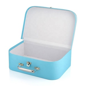 Vente en gros emballage durable en carton pour vêtements caja de regalo boîte de valise cadeau vintage personnalisée de luxe avec poignée - Product Image 1