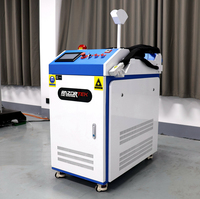 Machine de nettoyage laser à tête mobile Sup22C de 1,2 kW, 1,5 kW, 2 kW, 3 kW pour l'élimination de la saleté, de la peinture, de la poussière, des graffitis sur le métal et la pierre