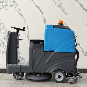 Hochleistungs-Bodenreinigungsmaschine mit großem Wassertank, kleine, wirtschaftliche Aufsitz-Scheuersaugmaschine - Product Image 1