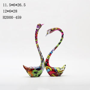 Su transferi renkli reçine el sanatları hayvan kuş heykel çift kuğu heykeli - Product Image 3