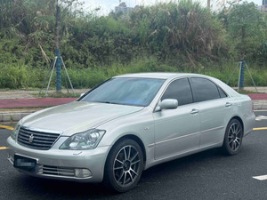 <span class=keywords><strong>รถ</strong></span>ยนต์<span class=keywords><strong>มือ</strong></span><span class=keywords><strong>สอง</strong></span> คราวน์ ปี 2005 รุ่น 2.5L Royal Leather Edition คอมแพคซีดาน 5 ที่นั่ง พวงมาลัยซ้าย เกียร์ธรรมดา 6 สปีด ยูโร 4 100-150 แรงม้า - Product Image 1