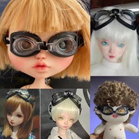 Nouvelles lunettes de poupée 2024, 5 cm, faites à la main, mini lunettes de poupée en plastique PP noir, accessoires de natation, lunettes de plongée, accessoires photo pour enfants