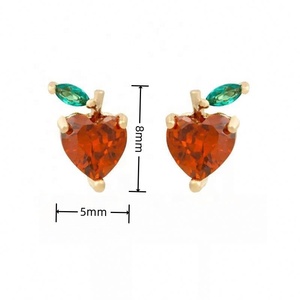 Boucles d'oreilles clous pour femmes, design sculptural Fruits, Cœurs, Feuilles, Fleurs, en acier inoxydable plaqué or 14K, géométriques exagérées, pour soirée - Product Image 6