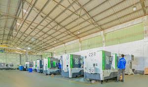 CK36 Haute Précision CNC Gang Type Support Configuration Personnalisée Tour Machine avec Bras Robotique - Product Image 5