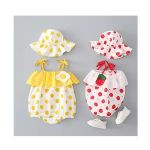 Barboteuse à capuche pour bébé, nouveau-né, dessin animé, mignon, grenouillère pour garçon et fille, imprimé fraise, vente en gros, 2022