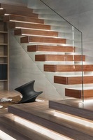 Vente en gros d'escaliers en verre de luxe modernes avec panneaux suspendus en acier, bois et pierre Designs d'intérieur de haute qualité