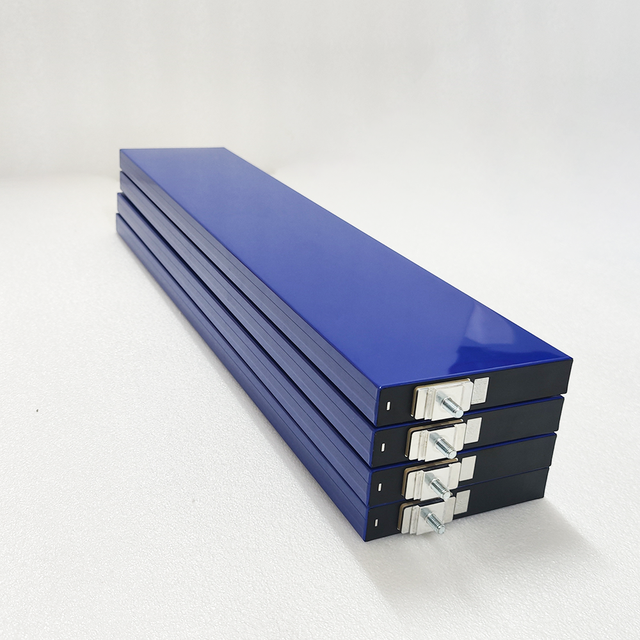 LiFePO4 Blade Batterie Cell 184Ah 3.2V Solar Lithium Ion Batteries Rechargeable LiFePO4 Energy Storage Battery 280ah
