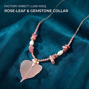 Collar con Colgante <span class=keywords><strong>de</strong></span> <span class=keywords><strong>Cadena</strong></span> <span class=keywords><strong>de</strong></span> Corazones Chapado en <span class=keywords><strong>Oro</strong></span> <span class=keywords><strong>de</strong></span> 18K, con Hoja <span class=keywords><strong>de</strong></span> Árbol Bodhi Rosa y Perla Natural, Novedad 2026 - Product Image 1