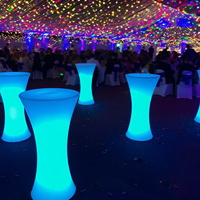Table LED étanche pour extérieur, maison, bar, jardin, parc – Table de cocktail lumineuse au design élancé avec éclairage LED