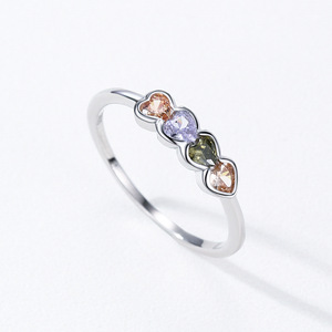 Anillo y Pendientes de Plata de Ley S925 con Forma de Corazón Romántico y Colorido, Conjunto de Joyería de Diseño Vintage Elegante y Único - Product Image 2