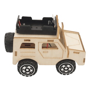 Fai da te in legno modello di auto giocattoli di scienza adolescente assemblato giocattoli di sollevamento elettrico materiale kit per bambini educativi - Product Image 1
