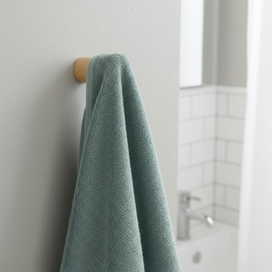 Gancho de Pared de Madera Natural para Colgar Toallas, Ropa y Sombreros, Hecho a Mano, Estilo Rústico - Product Image 5