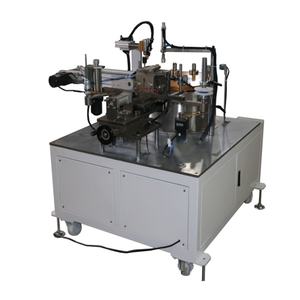 Machine de marquage à chaud pneumatique automatique de haute précision pour le marquage des bouchons de bouteilles, avec fonction d'impression par transfert thermique pour lignes dorées et argentées - Product Image 2