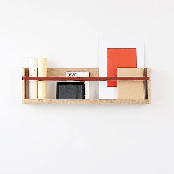 De Madera moderna magazine rack pared estantería con cinturón de almacenamiento de madera personalizado de cuero de plataforma